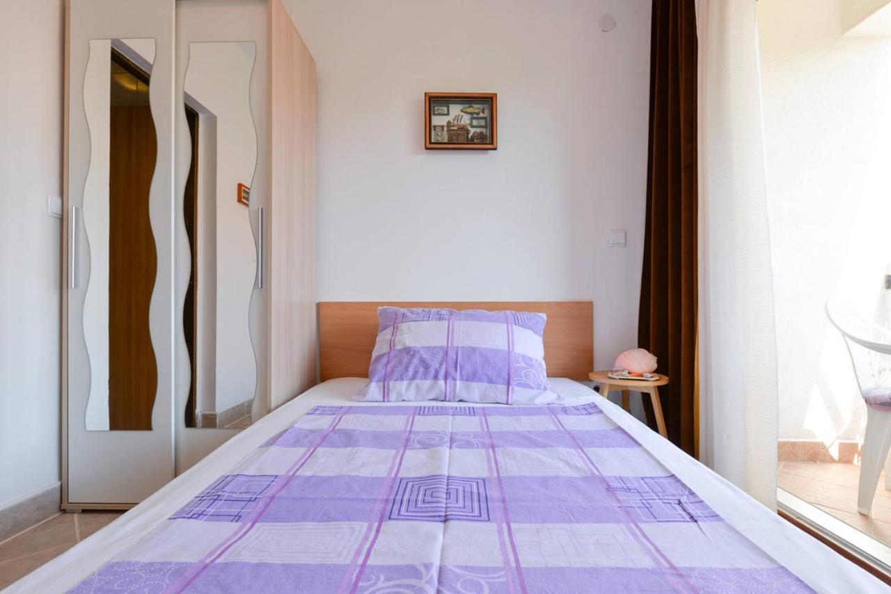 Rooms & Apartments Hegic Zara Esterno foto