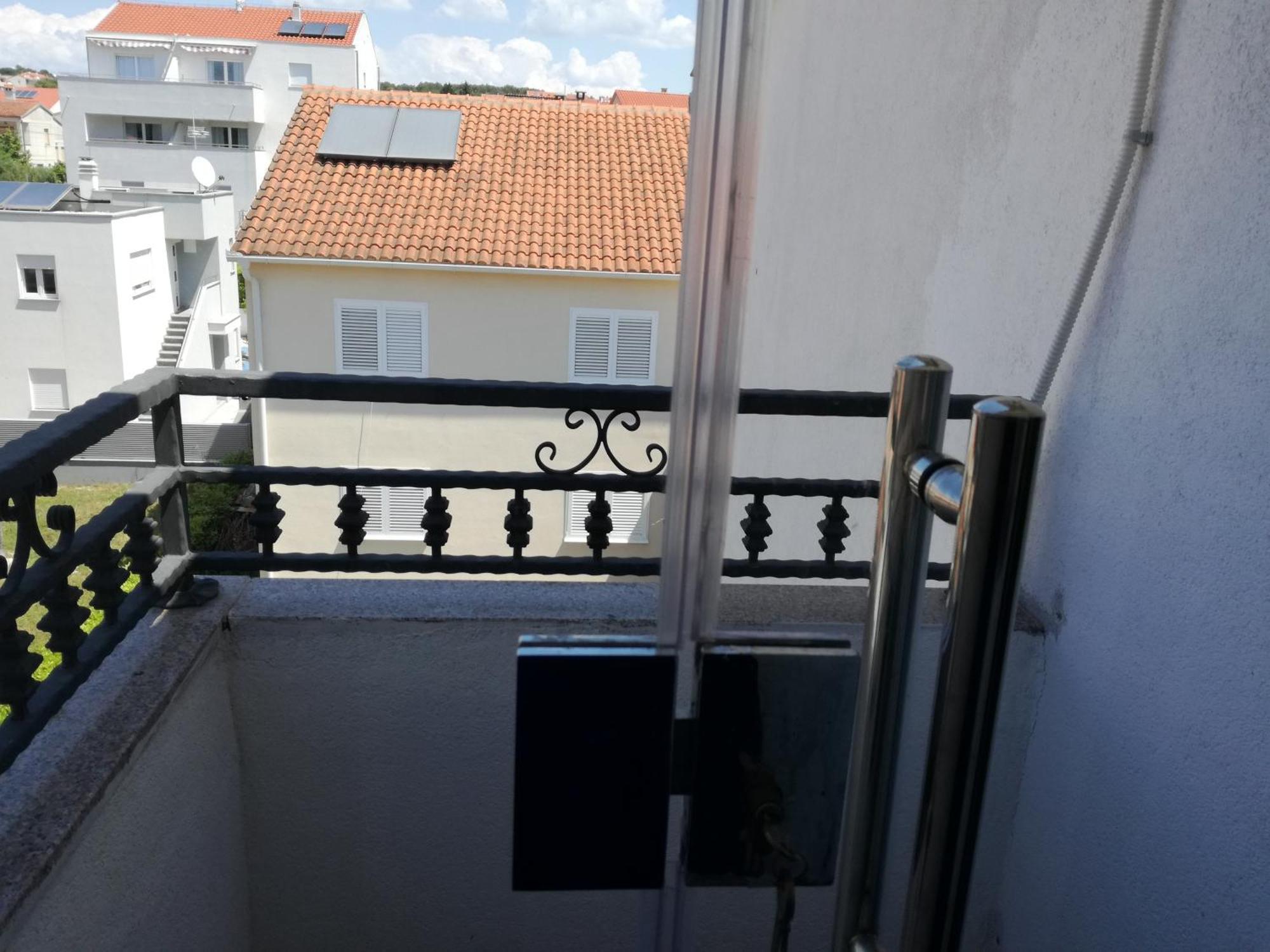 Rooms & Apartments Hegic Zara Esterno foto